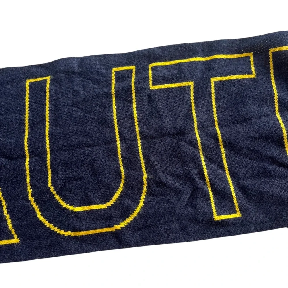 Nautica Signature Navy Blue Yellow Logo Reversible Knit Winter Scarf NT00038 Coz